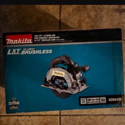 Makita 6 1/2 18v Circular Saw.  Brand New 