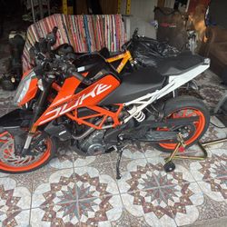 2017 KTM 390 Duke
