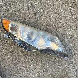 Toyota Camry Headlight