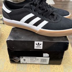 Adidas Lucas Premiere men’s size 9