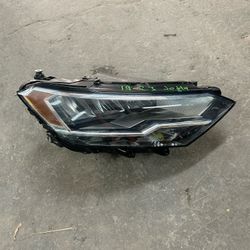 2019-23 VOLKSWAGEN JETTA RH HEADLIGHT FULL LED OEM 