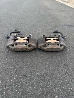 05-12 Acura RL Advics Front Calipers