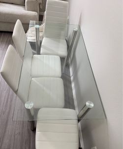 Glass Dining Table with 4 White Chairs