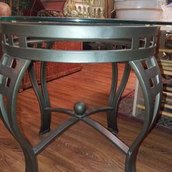 Beautiful Beveled Glass End Table.