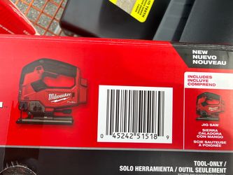 jigsaw plus batteries