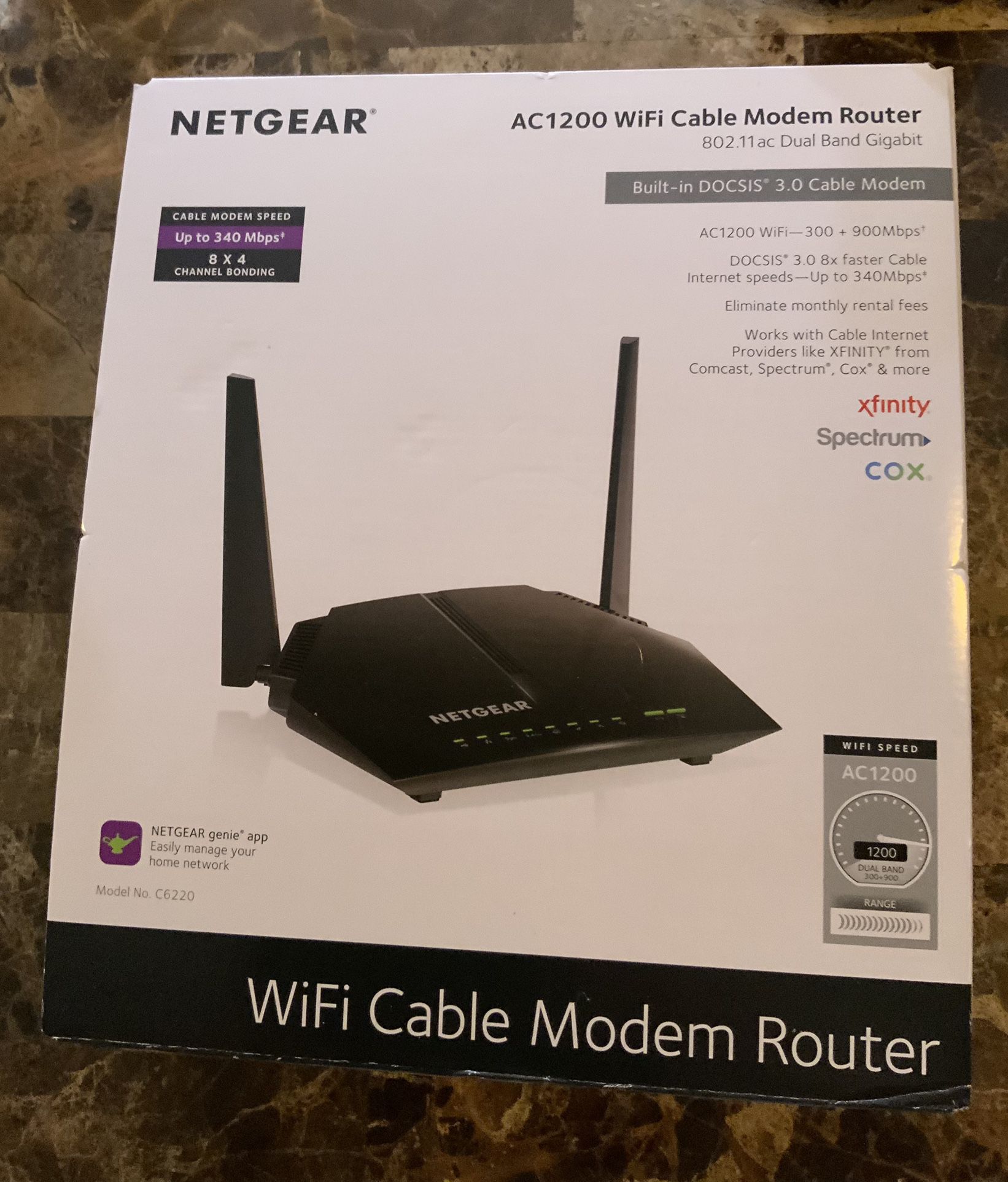 NETGEAR ac1200 WiFi Cable Modem Router C6220