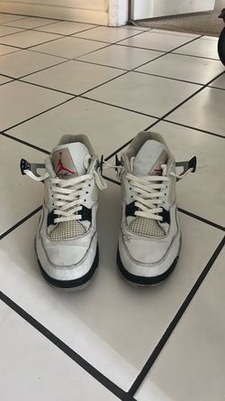 Air Jordan 4 White Cement Sneakers size US 10.5