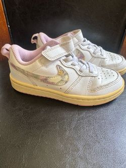 Nike girl size 11