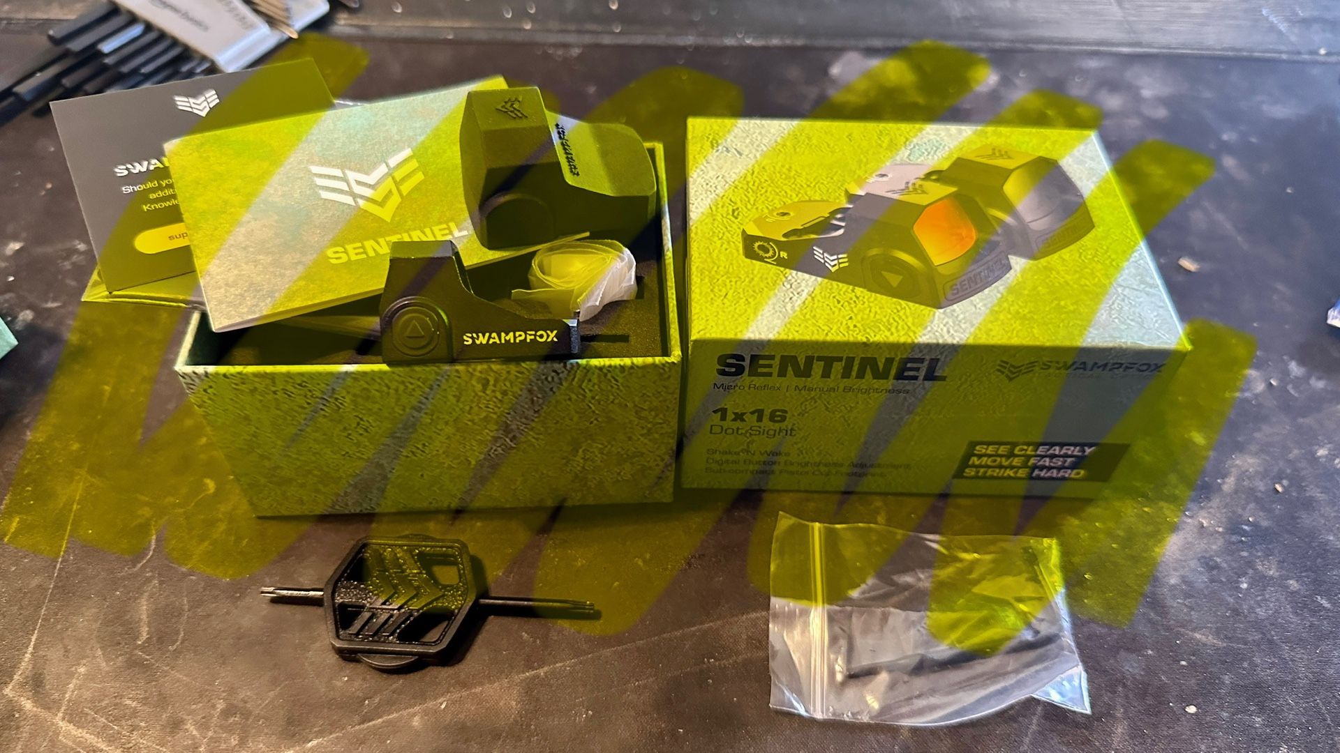 swampfox sentinel green dot not red