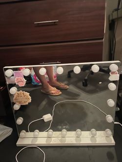 Vanity mirror  PRICE FIRM