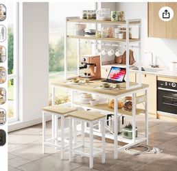 Kitchen island set with matching stools new