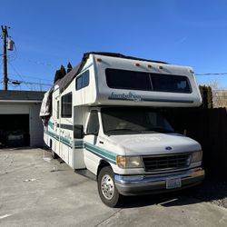 1996 Motor home