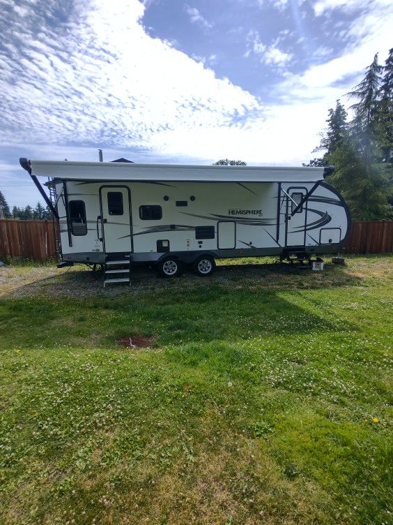 2018 Forest River Salem Hemisphere GLX M-269RL