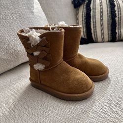 koolaburra by ugg toddler boots size 8