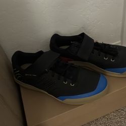 5 10/ adidas hellcat pros clippless DH mtb shoes