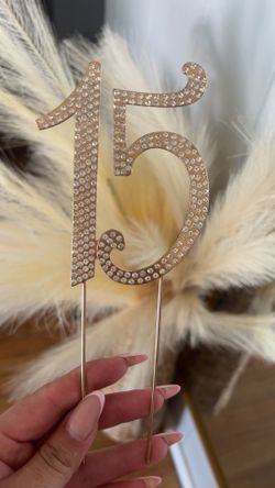 Quince Cake Topper