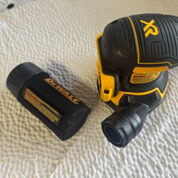 Dewalt XR  20V Palm Sander