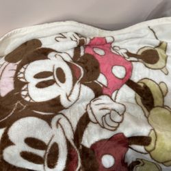 Minnie &Mickie mouse Blanket 