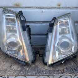 Cadillac CTS Headlights