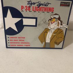 TIGER SPIRIT P-38 Lightning plane And Bank