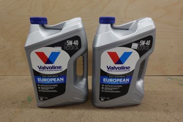 Valvoline European Vehicle Full Synthetic 5W-40 Motor Oil