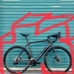 2024 Bianchi Infinito Carbon Wireless - size 57