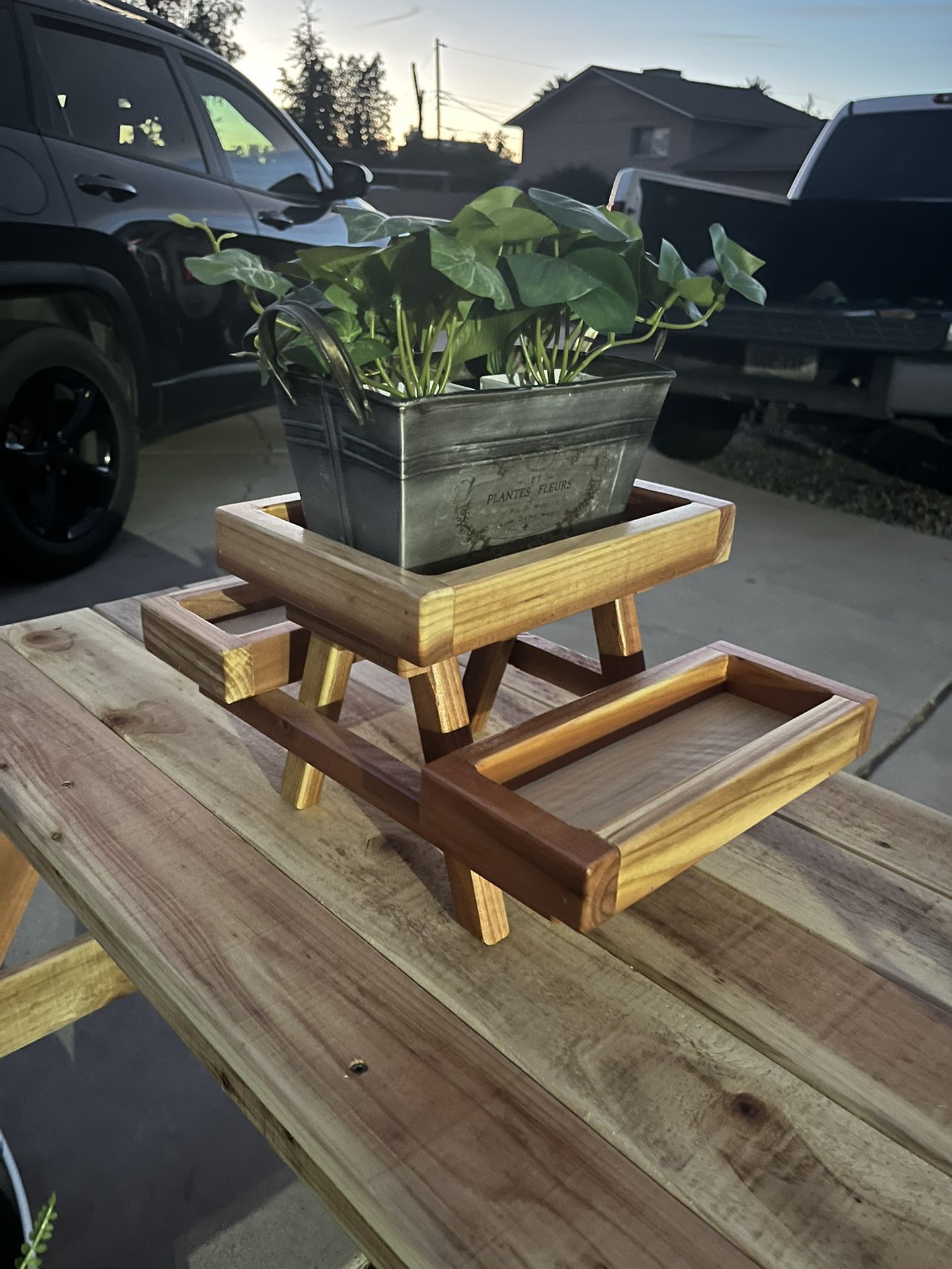 Plant Holder Mini Picnic Tables 