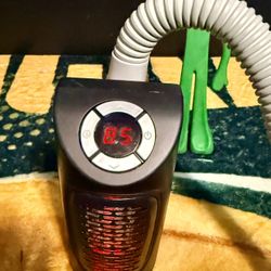 Wunder Warmer Personal Indoor Space Heater. 
