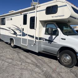2005 Fleetwood Tioga 27ft Class C