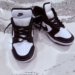 Nike Dunk Low Twist - Size 8 