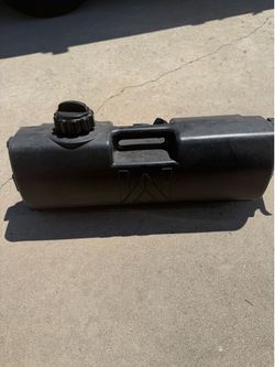 Waterport 3.8 gallon with hitch mount