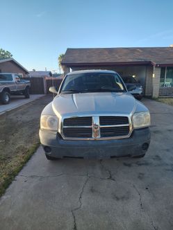 2005 Dodge Dakota