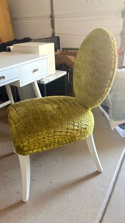 Upholstered Desk Chair