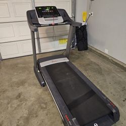 Freemotion 730 Treadmill