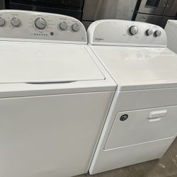 Whirlpool Washer And Dryer Set 