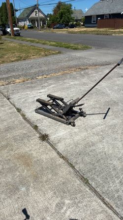 Motorcycle jack