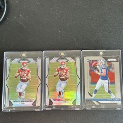 Patrick Mahomes & Josh Allen Prizm Rookie Cards