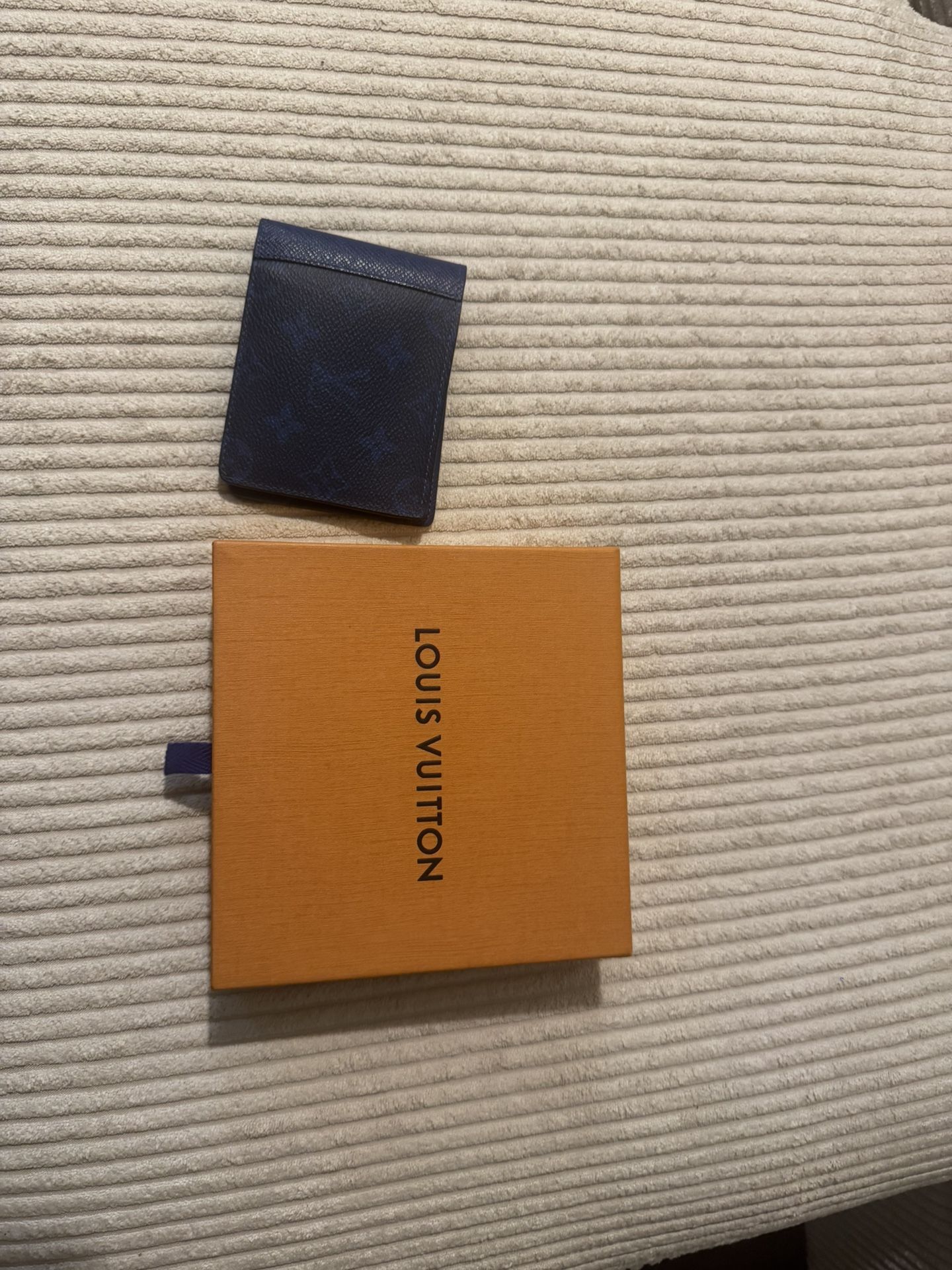 Louis Vuitton Mens Wallet