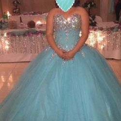 Quinceañera Dress 👗 