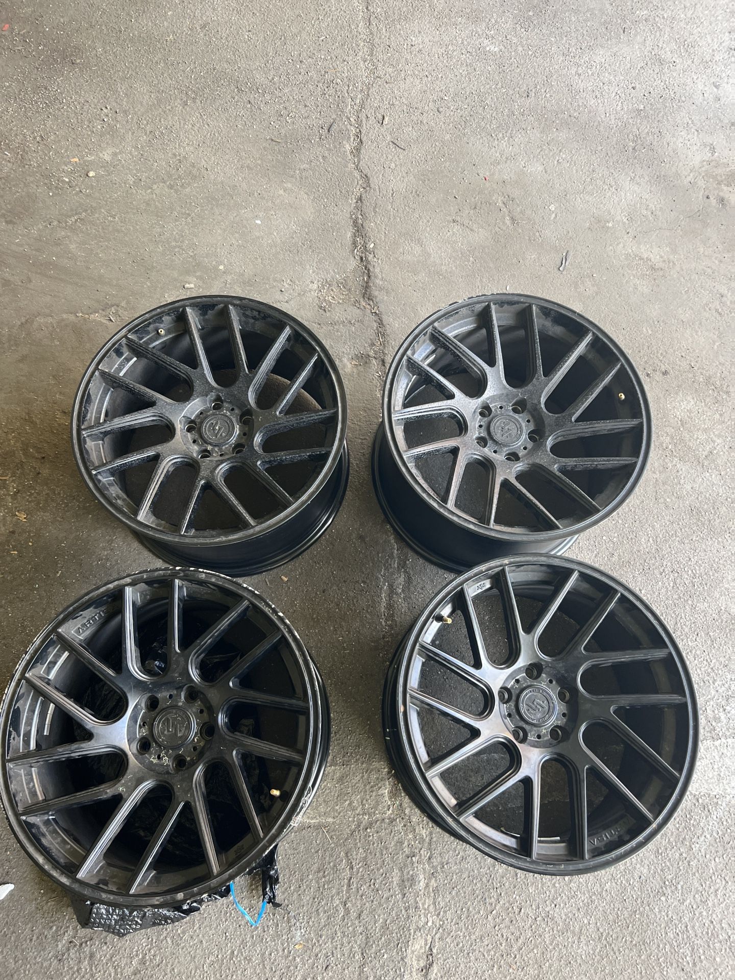 Artisa/Anovia Elder Wheels