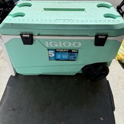 Ice Cooler With Wheels