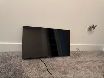 32” Insignia Tv