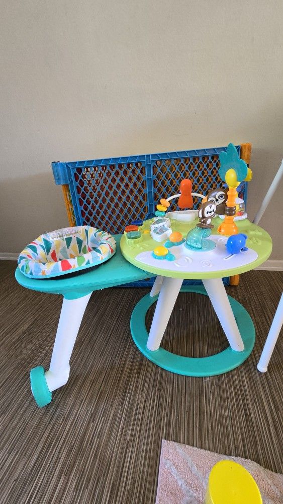 Baby Walk & Play 