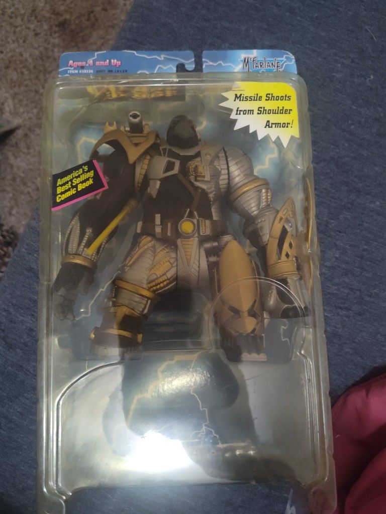 Mcfarlane Spawn Cy-Gor Gold Variant Missile Shooting Shoulder Vinyl Figurine