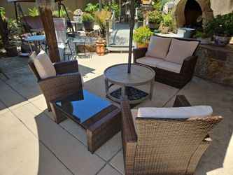 New patio set fully assembled