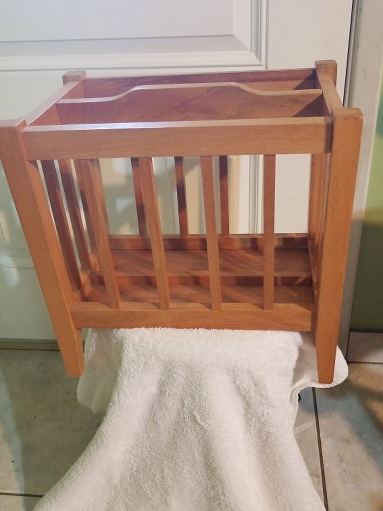 MAPLE SOLID WOOD BOOKS RACK