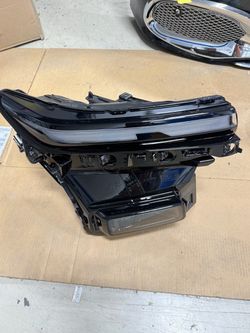 2025 CHEVY TRAVERSE HEADLIGHT