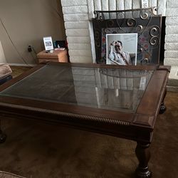 Large Coffee Table With Glass