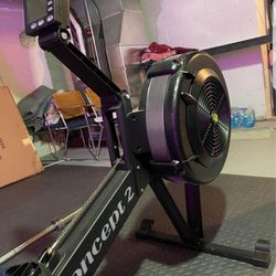 Concept 2 Model D Rower Machine With PM5 Monitor