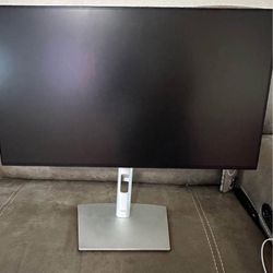Dell UltraSharp 24 Monitor – U2422H